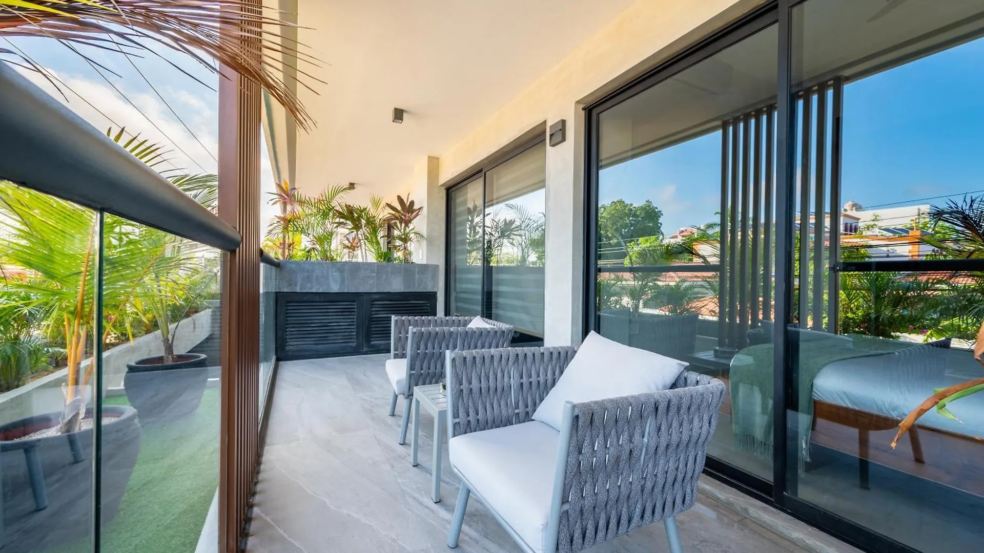 Kippal - Modern Oasis - Aparthotel Cozumel